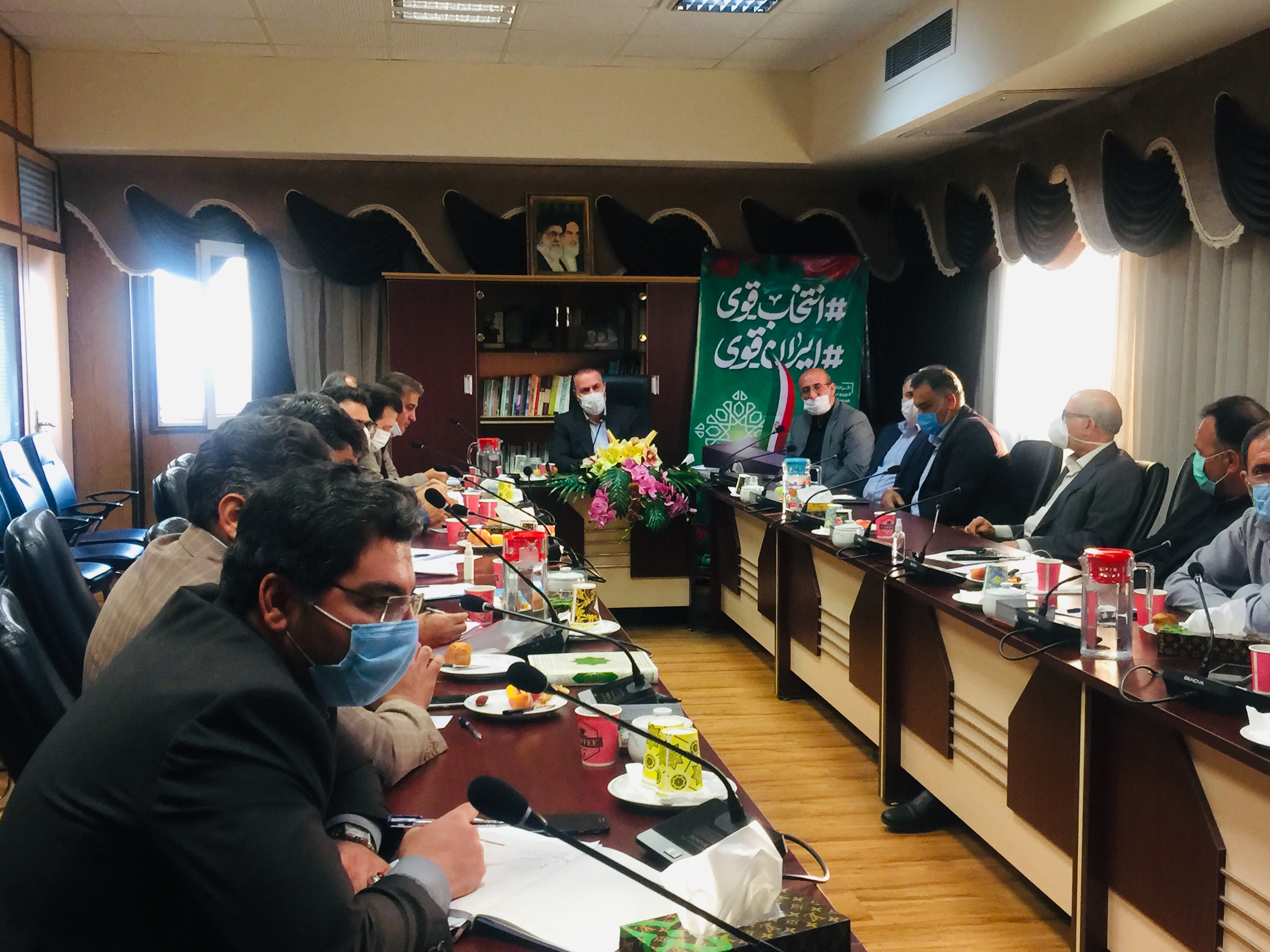 ثبت رأی با خودکار شخصی جایگزین اثر انگشت/۳۵ هزار ماسک در ۹۰۸ شعبه اخذ رأی توزیع می شود