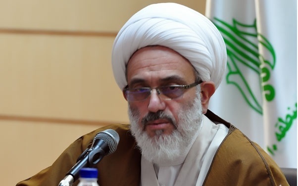 انتقاد تند امام جمعه فردیس از ادامه حواشی در شورای شهر؛