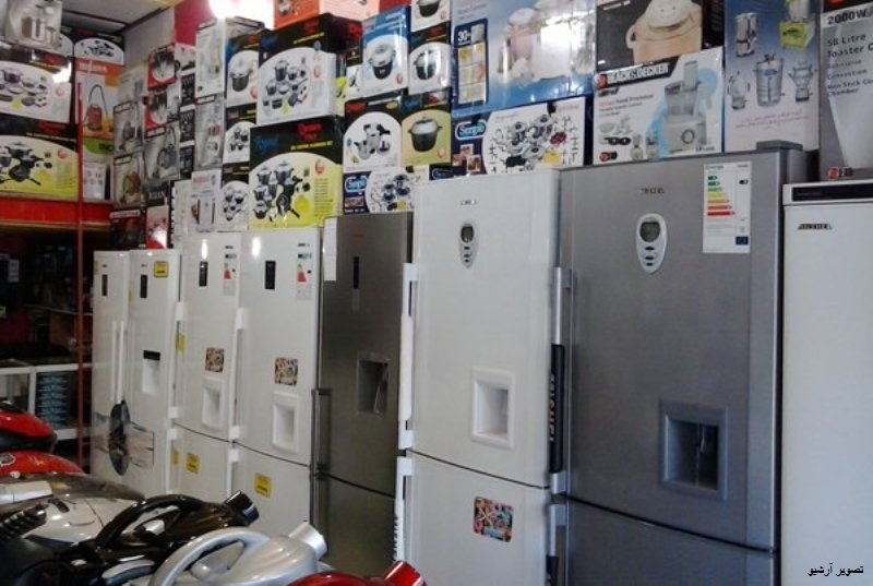 انبار ذخیره لوازم خانگی قاچاق در اصفهان کشف شد.