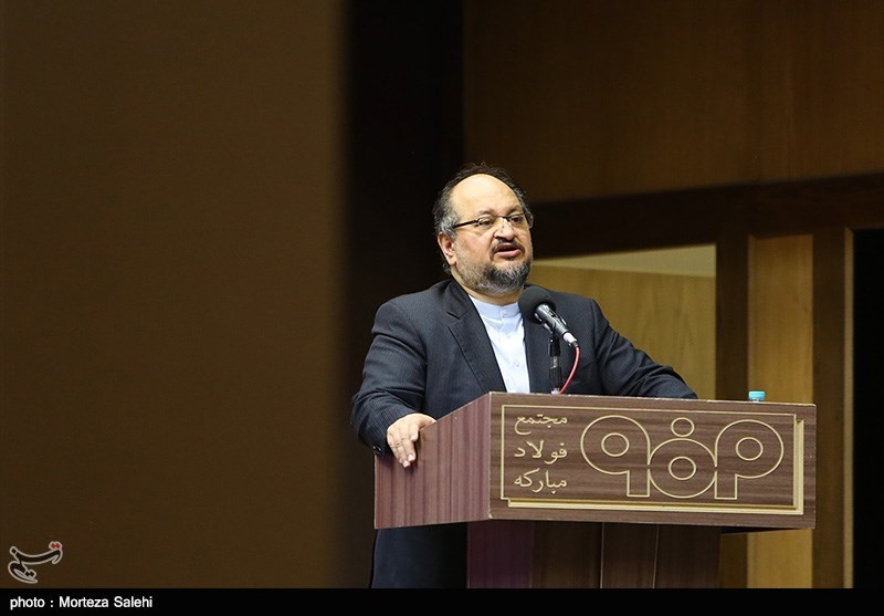 وزیر کار به مجلس می‌آید