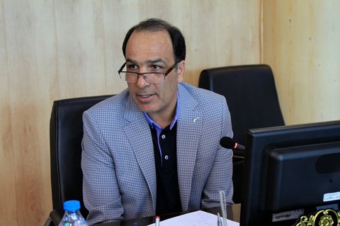 بازارهای عرضه دام و طیور زنده و مبادلات مواد بازیافتی راه اندازی شود