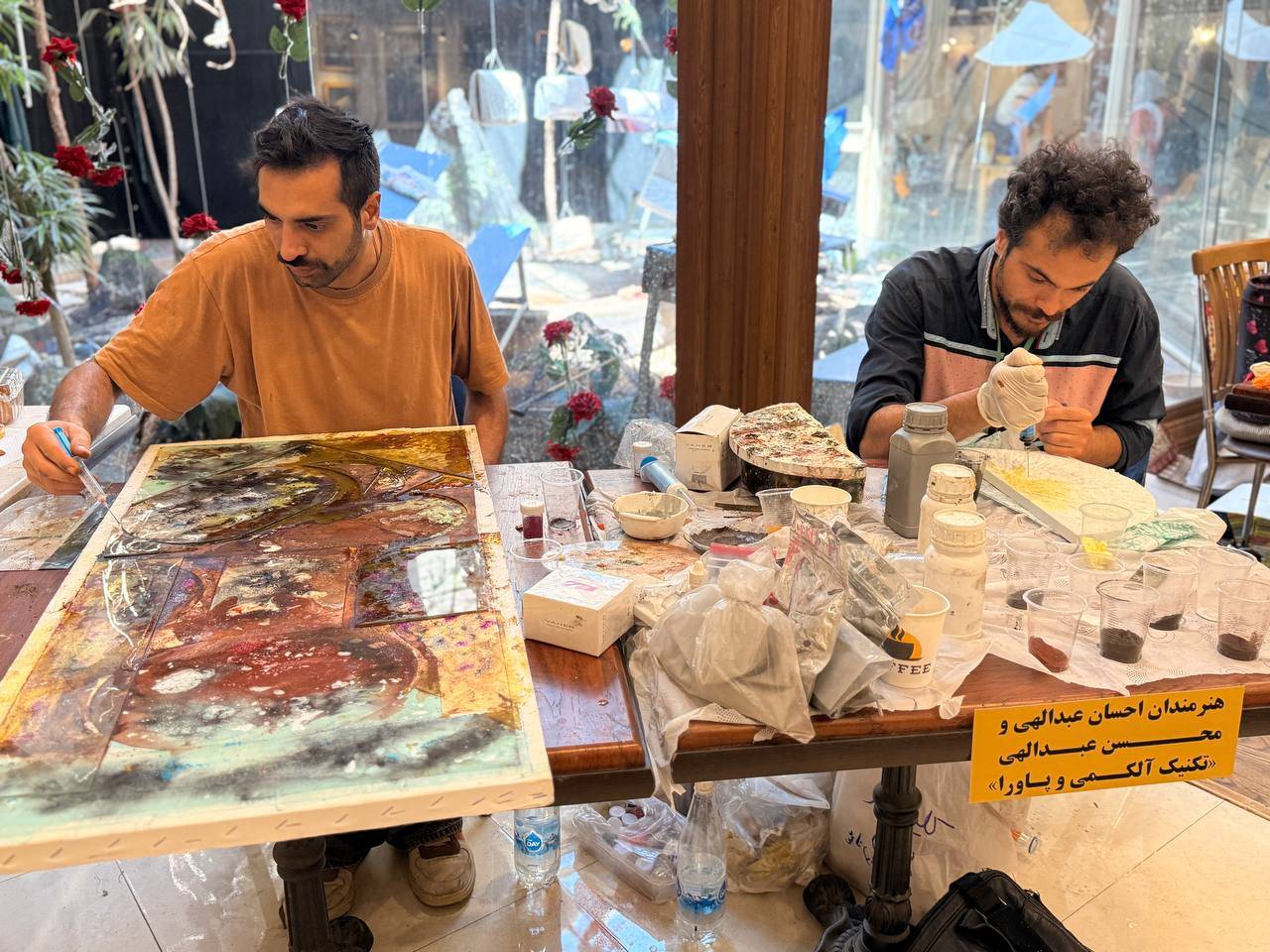 گزارش تصویری| سومین روز اکسپوی ملی «هنر ماندگار» در برج آزادی