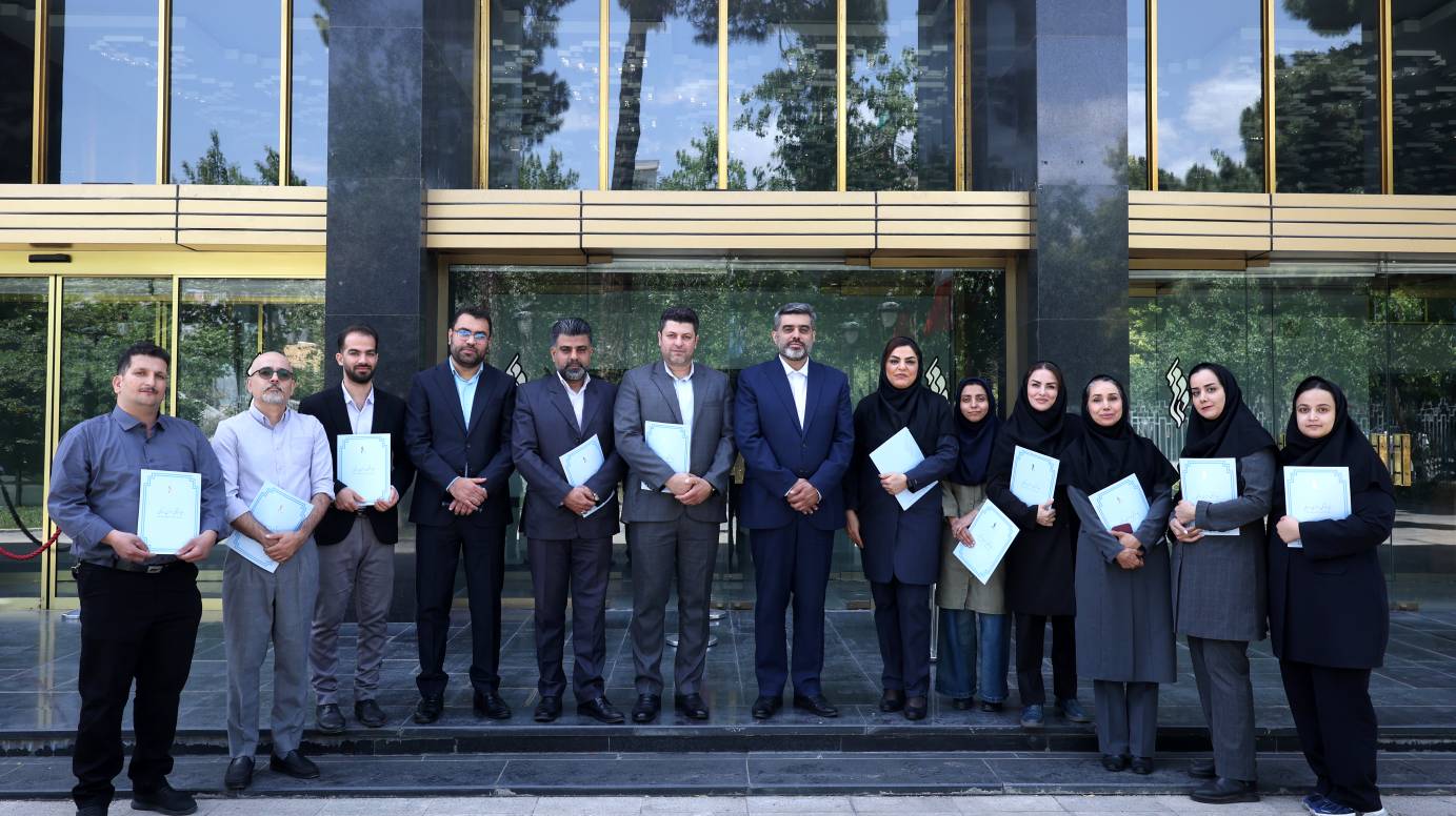 تجلیل از روابط عمومی بنیاد رودکی و مجموعه برج آزادی